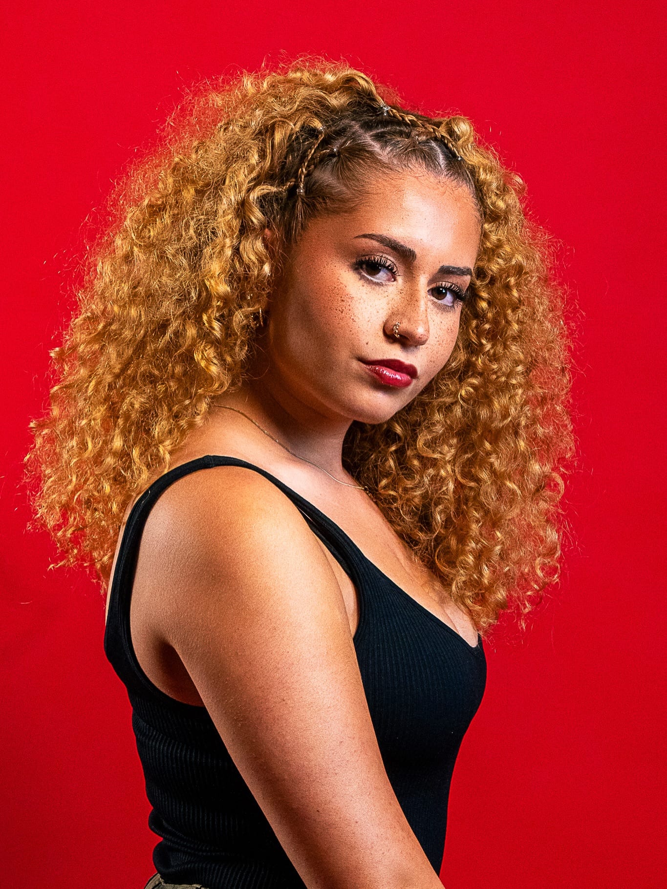 Susi · Studio (Portrait studio) — photo 13 sur 14